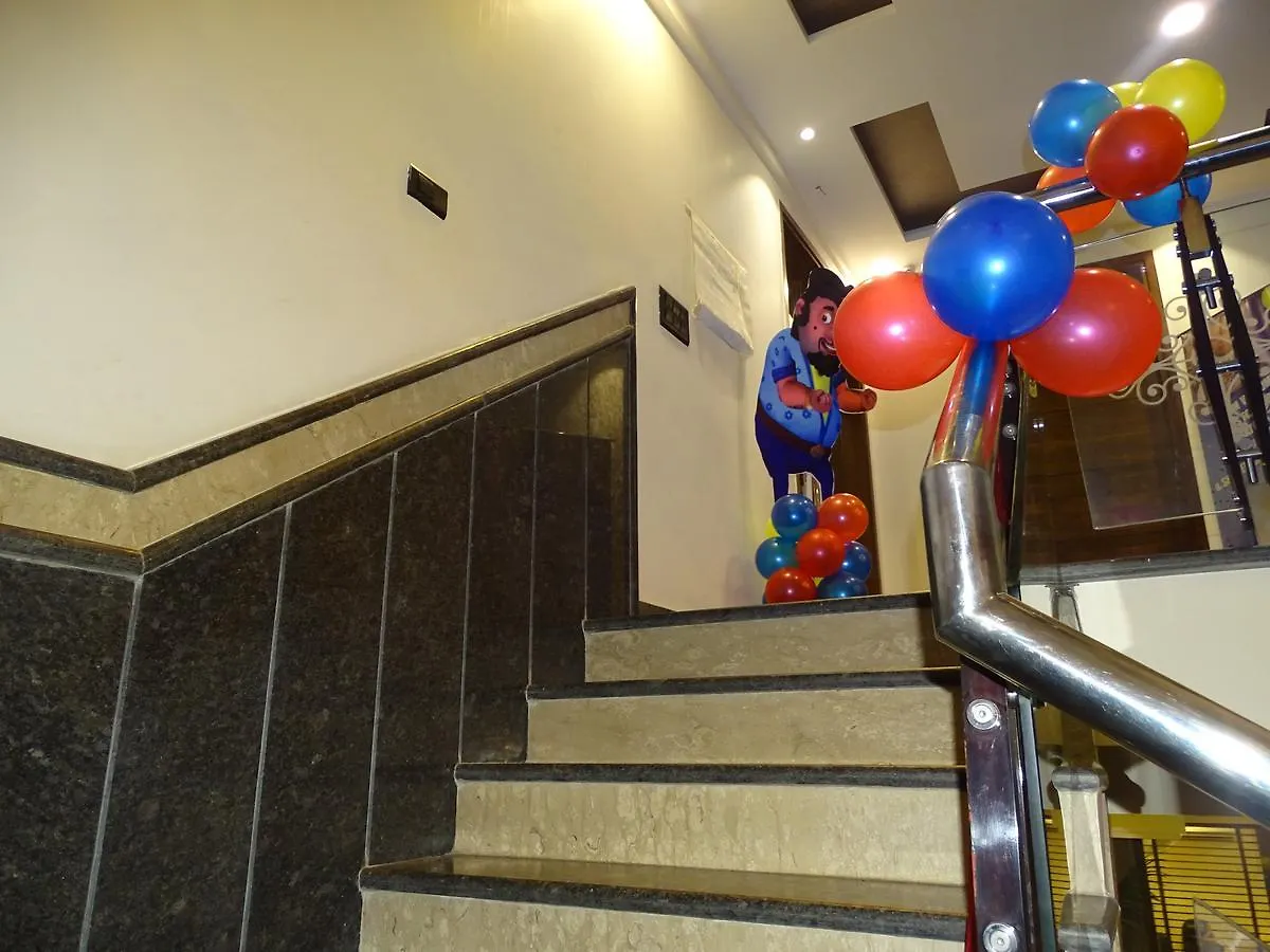 Hotel Palazzo Inn New Delhi