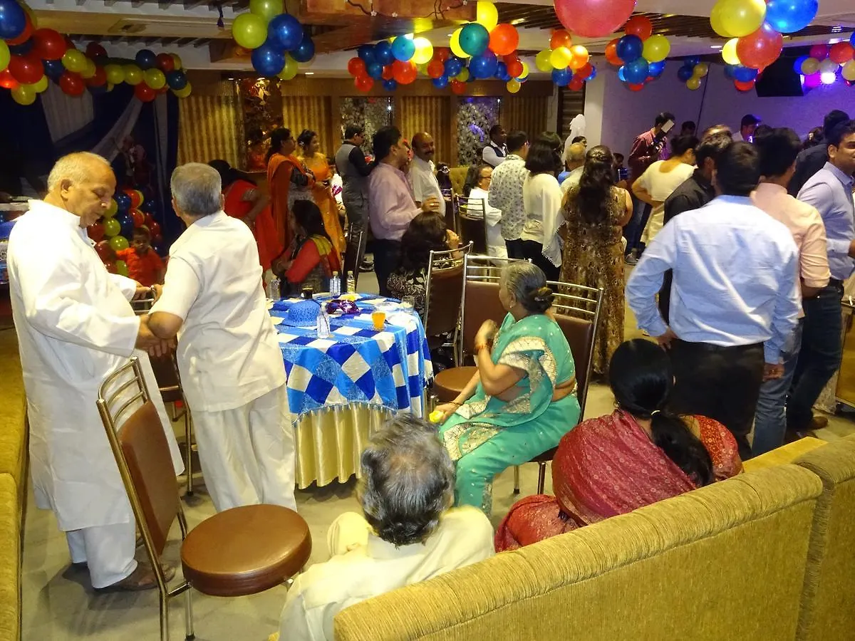 Hotel Palazzo Inn New Delhi 4*,