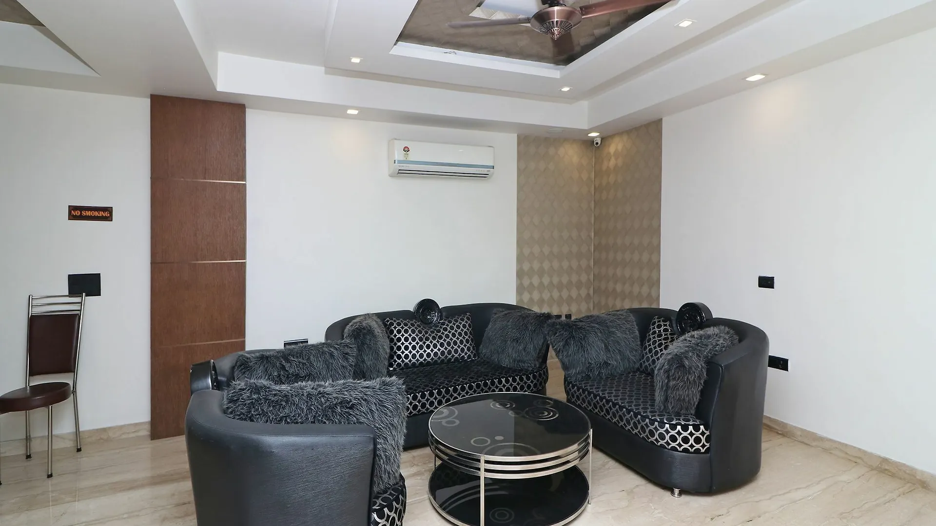 Hotel Palazzo Inn New Delhi