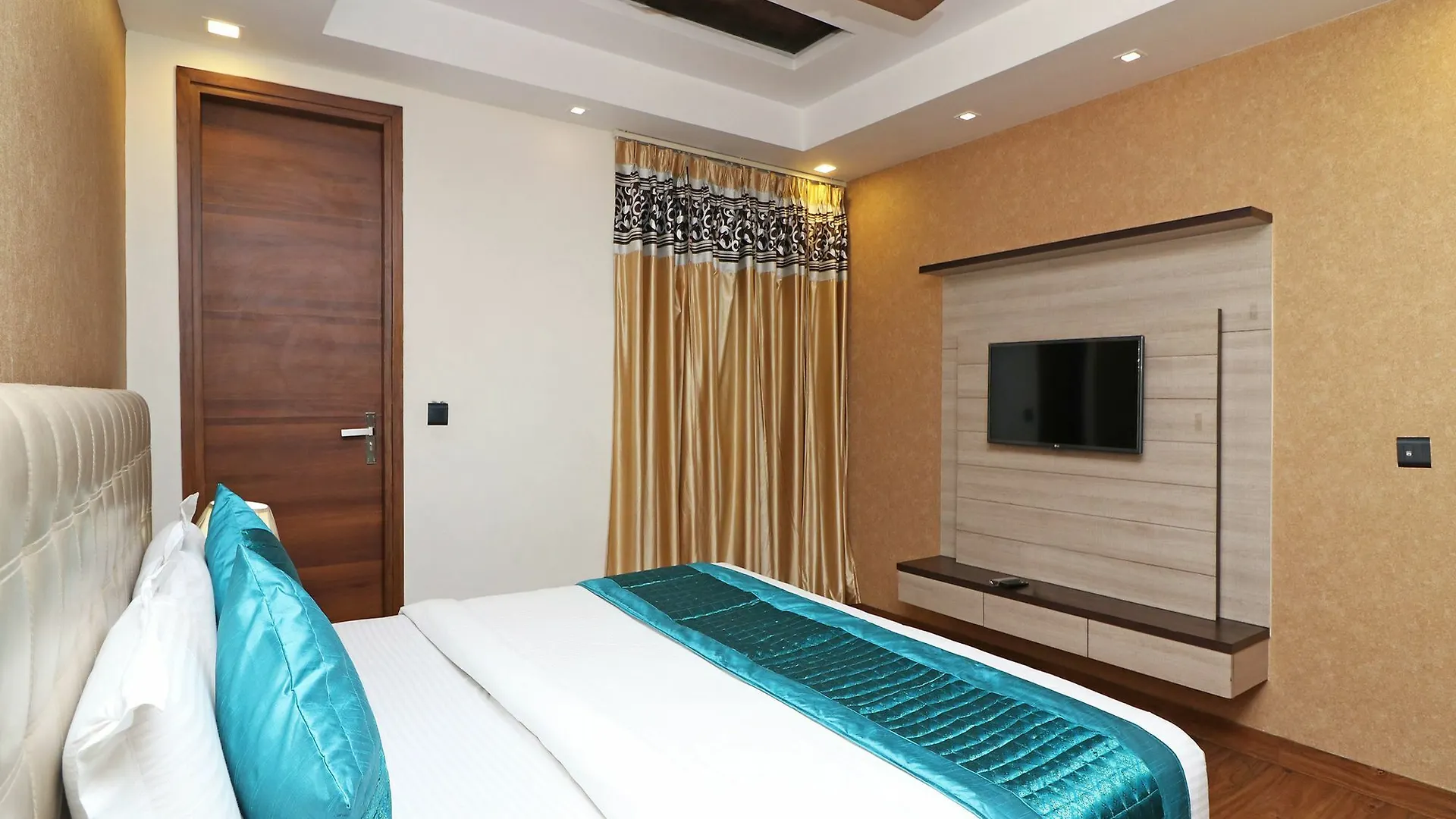 Hotel Palazzo Inn New Delhi 4*,