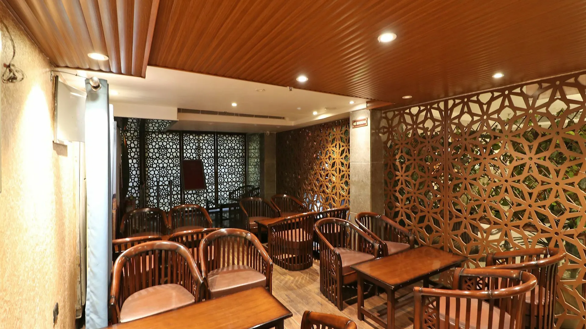 Hotel Palazzo Inn New Delhi
