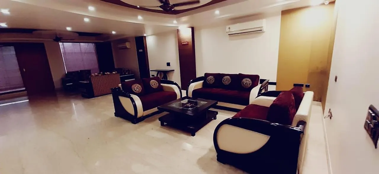 ****  Hotel Palazzo Inn New Delhi India